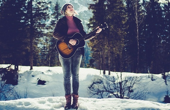 Winterlieder auf Kloster Banz: Nur für das Konzert mit Claudia Koreck gibt es noch Tickets