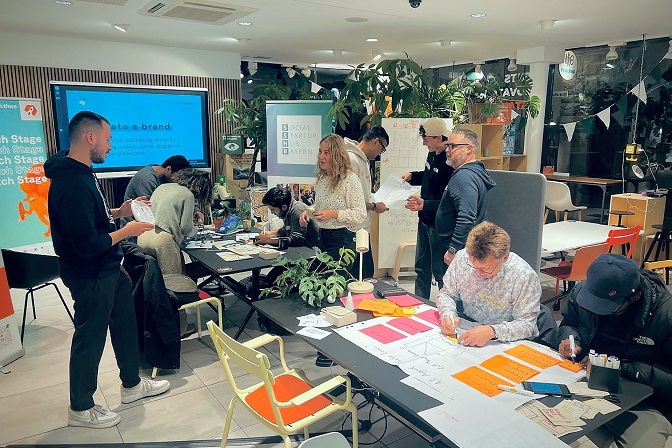 Neues von der THWS: SDG-Startup-Challenge, Tag der offenen Tür, Young CRITIS Award