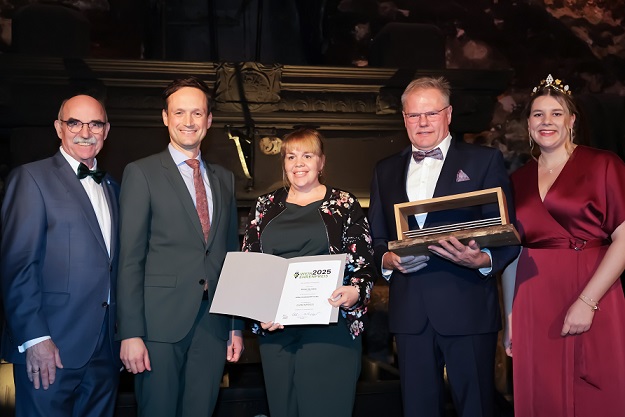 Das Weingut Geßner aus Garstadt gewinnt den Ehrenpreis des Landkreises Schweinfurt
