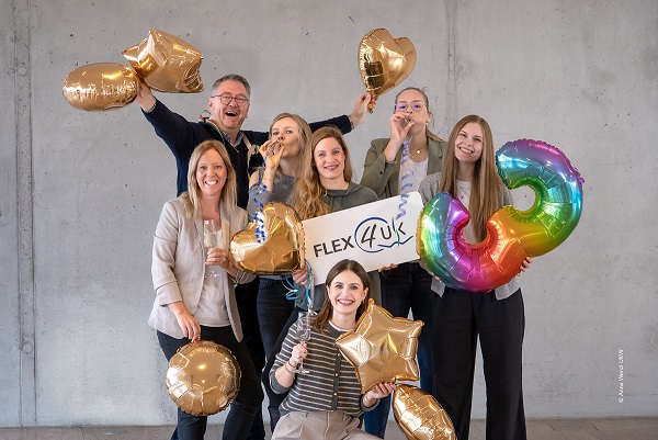 Drei Jahre FLEX4UKW bedeutet Pionierarbeit für flexible Arbeitszeiten in der Pflege: Aktuell 200 Personen für mehr Dienstplanstabilität
