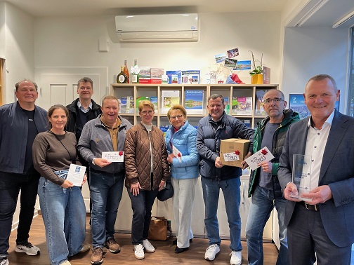 GenussOrt-Gewinnspiel: Marktheidenfelds Erster Bürgermeister Thomas Stamm überreichte die Preise