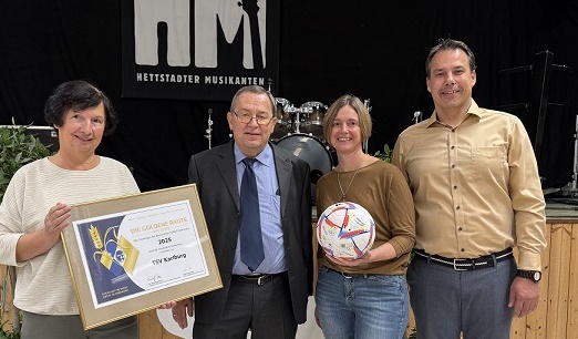 Wegen Jugendarbeit, Breitensport, Ehrenamt und Prävention: Goldene Raute mit Ähre für den TSV Karlburg