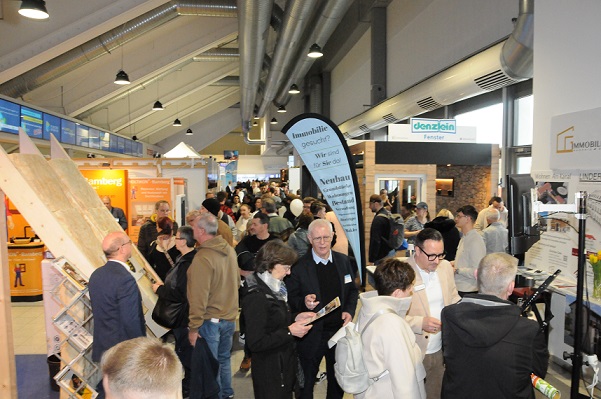 Die 23. Immobilienmesse Franken mit Sonderthemen wie Modernisieren & Renovieren, In- & Outdoor-Living, Energie oder SmartHome