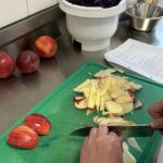 Kulinarischer Heimatkundeunterricht: Heinrich-Thein-Schule unterstützt tatkräftig die Erstellung des regionalen Rezeptbuches