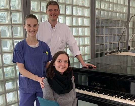 Eine Spenderleber rettet das Leben einer 26-jährigen Patientin