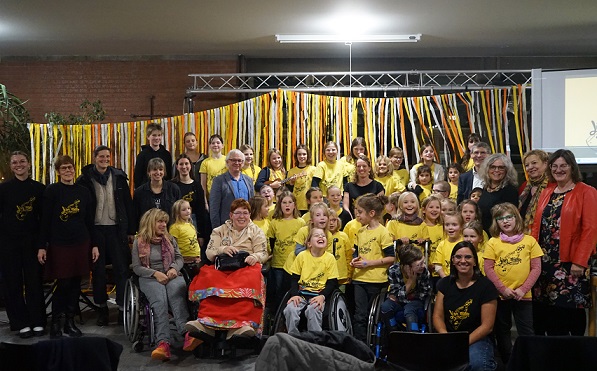 Inklusions-Sonderpreis „Zeichen setzen“ an den Zellerauer Limonadenchor verliehen