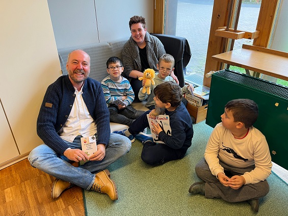 Ein Leseausweis für jede Schultüte: Lions-Club Hammelburg – Bad Brückenau unterstützt ein Förderprojekt der Stadtbibliothek