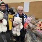 Teddy Bear Toss im Icedome: 1000 Plüschtiere und -Figuren für das Weihnachtshaus der Schweinfurter Kindertafel