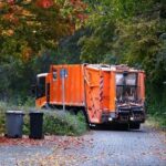 Umfassend neugestaltete Abfallkalender für 2026 sind im Landkreis Schweinfurt unterwegs