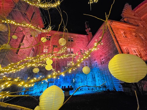 Ein Auftakt nach Maß: Das sind die schönsten Fotos vom Wintersmarkt in Eyrichshof bei Ebern
