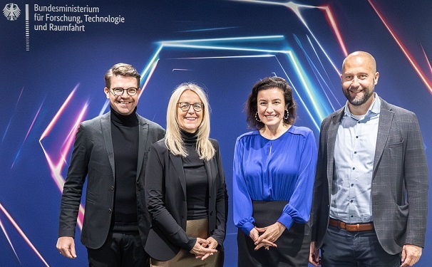 IHK-Spitze trifft Bundesministerin Dorothee Bär: Mainfranken positioniert sich im Zukunftsfeld New Space