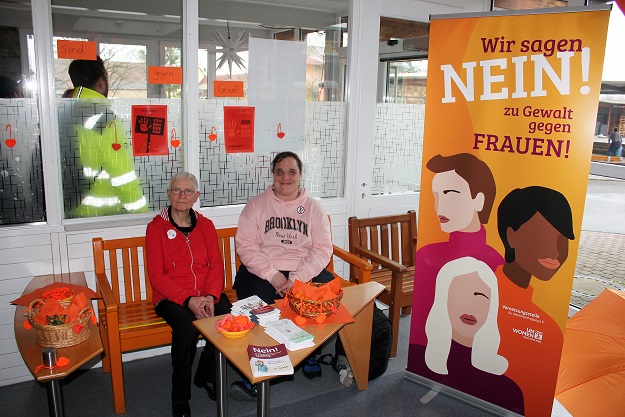 „Hier ist kein Platz für Gewalt“: Augsfelder Lebenshilfe-Werkstatt nimmt an Orange Day teil