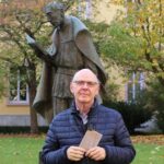 „Tröstliche Klänge in düsterer Zeit“: Neuer Adventskalender von Domvikar Paul Weismantel ist erschienen