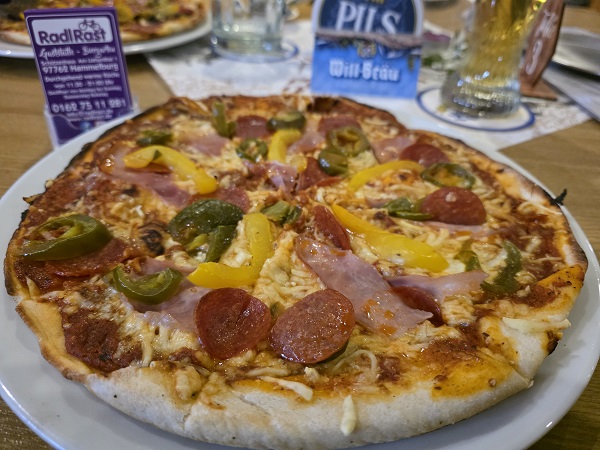 Fahr mal hin und kehr mal ein: Am Montag ist Pizzatag in der RadlRast bei Hammelburg