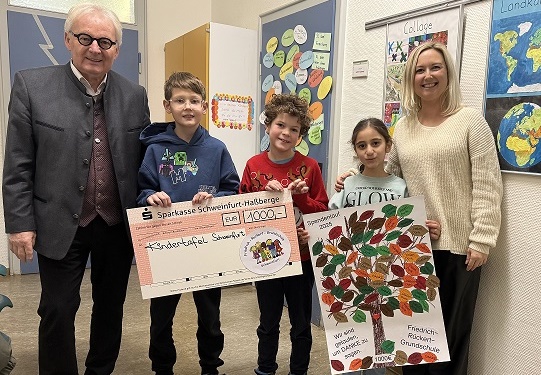 Spendenlauf als Dankeschön: Die Friedrich-Rückert-Grundschule spendet 1.000 Euro an die Schweinfurter Kindertafel