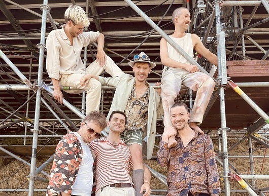 Die Widersacher aller Liedermacher und Mathias Tretter treten im Kulturboden Hallstadt auf