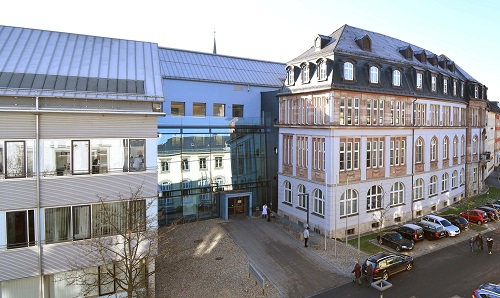 Adolf-und-Inka-Lübeck-Preis wird an Würzburger Zahnmedizinstudierende vergeben