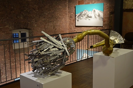 Ausstellung „Feuer und Eis“ mit Zeichnungen und Metallskulpturen: István Csáki und Angelika Summa kommen ins Franck-Haus