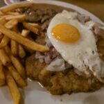 Bock auf Schnitzel: Wie kann man denn beim Essen die Bierfotos vergessen?