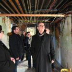 Folgen von zwei Bränden noch spürbar: Bischof Jung besucht Heimathof Simonshof und würdigt Dienst der Caritas