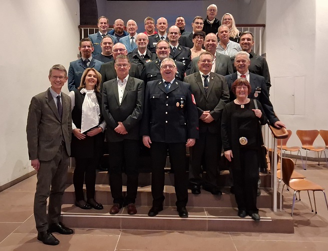 Ehrung langjähriger Einsatzkräfte in Schweinfurt für 25-, 40- und 50-jährige aktive Dienstzeit