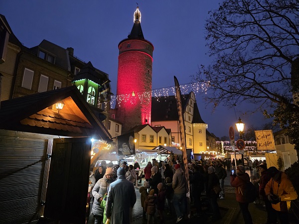 Die so langsam schon wieder letzten Weihnachtsmärkte des Jahres: Zu Besuch in Kitzingen und Marktbreit – MIT VIELEN FOTOS!