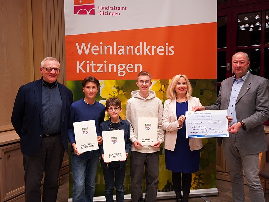 Junge Schreibtalente im Rampenlicht: Kunstpreise für die Jugend im Bereich Literatur