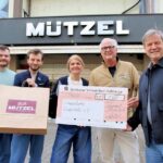 Das Euerdorfer Modezentrum Mützel spendete 1000 Euro an die Schweinfurter Kindertafel