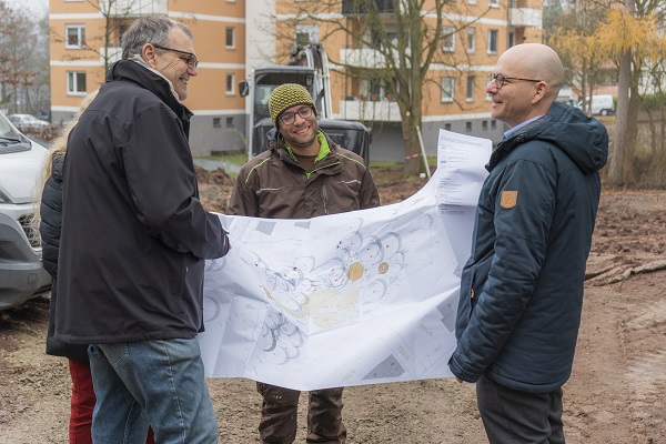 „Wir machen’s uns grüner“ mit einem Naturerfahrungsraum als Spielplatz
