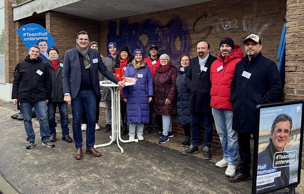 SPD-Oberbürgermeister-Kandidat Ralf Hofmann und Team sind diesmal unterwegs im Stadtteil Bellevue