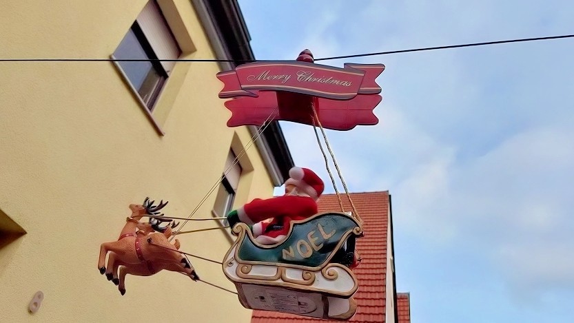 Zauberhafte Vorweihnachtsstimmung in der verwinkelten Altstadt beim Ochsenfurter Adventsgässle