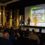 „Shit happens! Career Fails aus Mainfranken“ begeistert mit ehrlichen Geschichten und vollem Haus