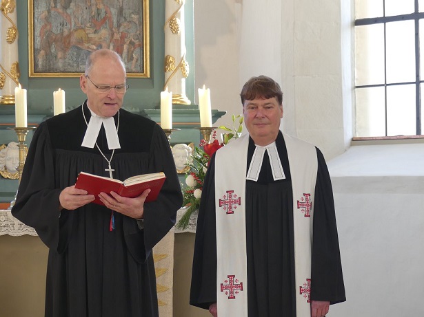 „Weihnachten geht weiter“: Pfarrer Martin Bauer in Euerbach in den Ruhestand verabschiedet