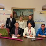 Vertragsunterzeichnung: Der Glasfaser-Ausbau in den Ortsgebieten von Bad Königshofen, Sulzfeld und Sulzdorf an der Lederhecke geht weiter