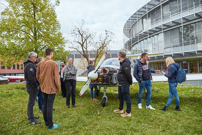 Einmalige Studienbedingungen an der THWS: Wasserstoff-Flugzeug als Praxislabor