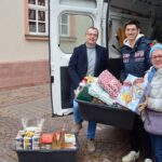 Neuer Rekord bei der Aktion „Wünsche-Baum“: Genau 100 Weihnachts-Päckchen wurden in diesem Jahr von „Wunscherfüllern“ für Marktheidenfelds Senioren gepackt