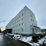 Spendenaktion gestartet: Landkreis Haßberge liefert Solaranlage für Krankenhaus in Mostyska