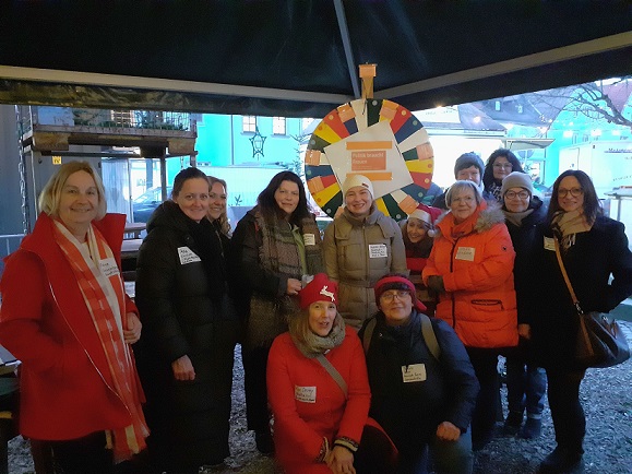 Frauen in die Politik: Politikerinnen-Talk am Weihnachtsdorf – Nächstes Vernetzungstreffen am 21. Januar im Landratsamt