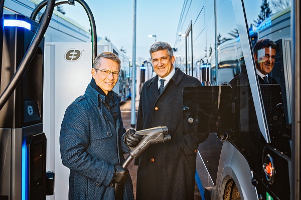 17 weitere E-Busse für Schweinfurt: Stadtwerke elektrifizieren über die Hälfte der eigenen Stadtbusflotte