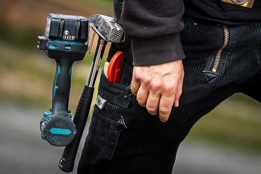 Höherer Lohn für die „höchsten Jobs“ in Mainfranken: 16,60 Euro pro Stunde ist das neue „Dachdecker-Minimum“