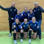 Hurra, den Schweinfurter Faustball-Damen ist endlich der erste Bundesliga-Sieg geglückt