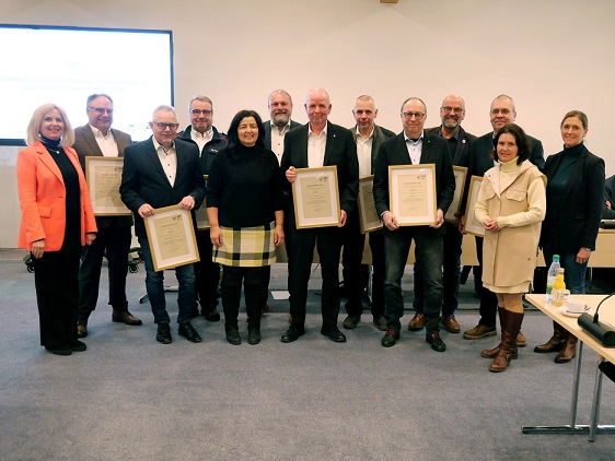 25 Jahre im Dienst der Gesundheit und Sicherheit: Zweckverband ehrt Engagement im Rettungswesen