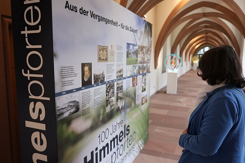 Ein besonderer Kraftort: Pontifikalgottesdienst mit Bischof Dr. Franz Jung zu 100 Jahren Exerzitienhaus Himmelspforten