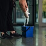 1.390 Reinigungskräfte arbeiten in 16 Unternehmen in Schweinfurt: 15 Euro pro Stunde ist das Minimumfürs Saubermachen