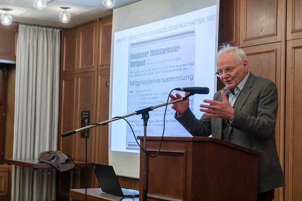 Wie funktionierte das Dritte Reich? Historiker Götz Aly über Zustimmung, Anpassung und Mitmachen