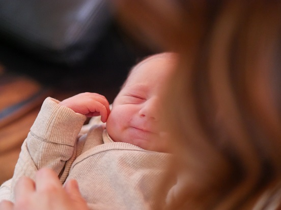 2.272 Babys kamen 2025 im Klinikum Würzburg Mitte zur Welt – und das erste des neuen Jahres heißt Noah