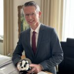 „Wir brauchen den Dachs in Schweinfurt“: Oberbürgermeister Sebastian Remelé unterstützt den Arbeitsplatzerhalt bei SenerTec