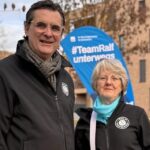 Schweinfurts Oberbürgermeister-Kandidat Ralf Hofmann und sein Team sind unterwegs im Musikerviertel