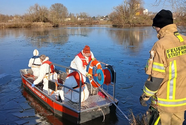 Erhöhte Zahl toter Wildvögel am Main: Wegen des Verdachts auf Geflügelpest mahnt das Veterinäramt zur Einhaltung der geltenden Schutzmaßnahmen