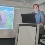 Tante Mechthild kann das so nicht: Kunsthistoriker Matthias Liebel hielt Vortrag darüber, was Kunst ausmacht